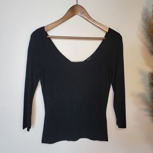 CYRUS Knits top. Black 3/4 length sleeve. Small
